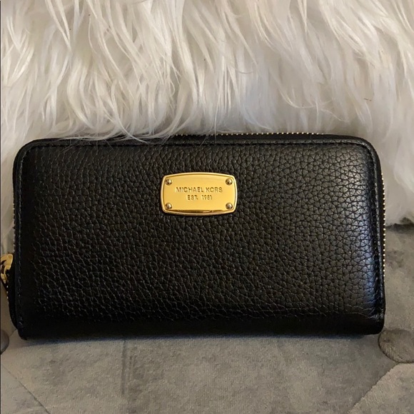 Black wallet - Picture 1 of 3